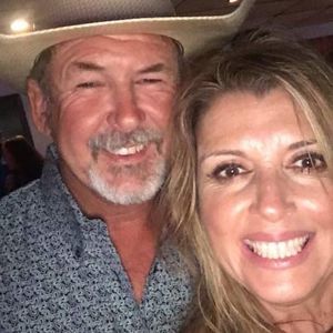 Meet your Posher, Leslie